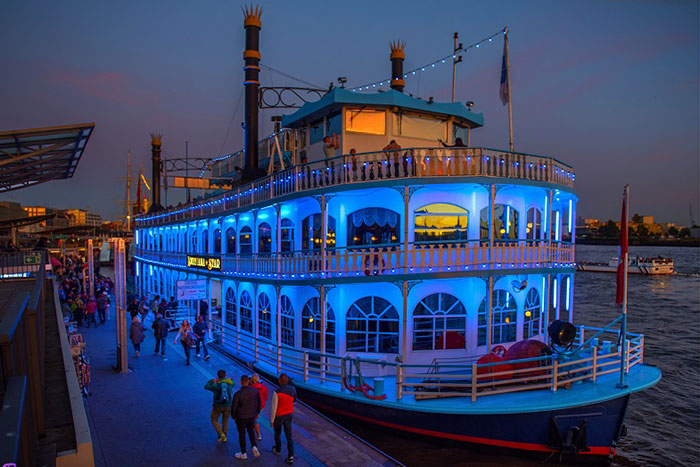 - lichterfahrt stadtrundfahrt - Großes Light up | Eröffnung Blue Port 2022 große silvester-feier - lichterfahrt stadtrundfahrt - Große Silvester-Feier