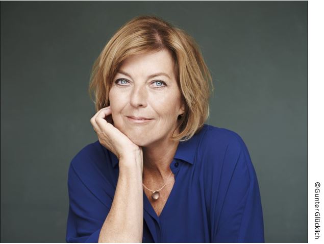 [object object] - Dora Heldt Copyright Gunter Gluecklich - Ermittlungen an Bord mit Dora Heldt große silvester-feier - Dora Heldt Copyright Gunter Gluecklich - Große Silvester-Feier